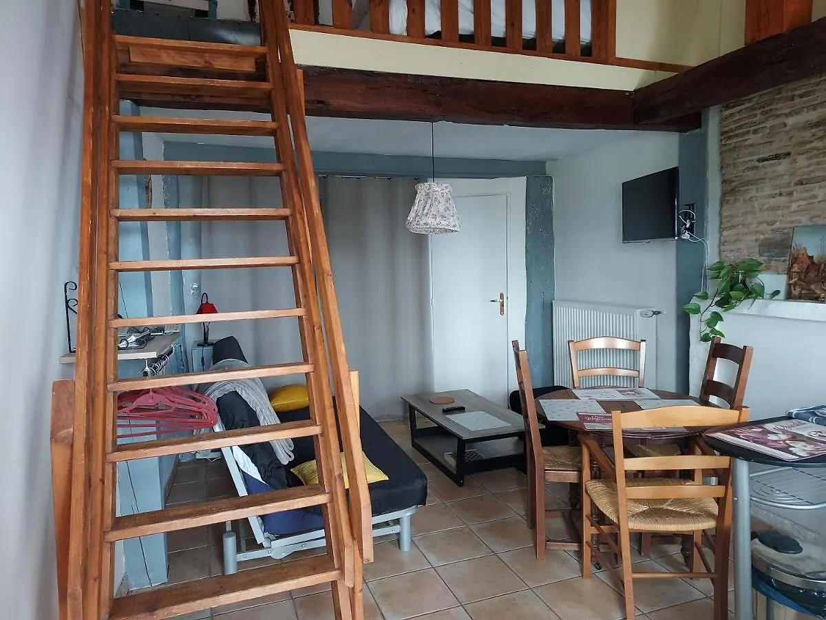 Gæstehus Studio Bellevue 3 Rue Du Bourg A Montastruc 47380 Entree Independante Frankrig